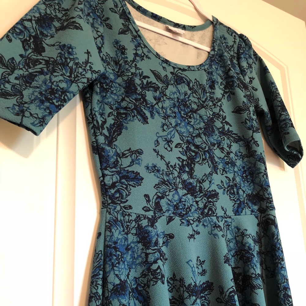 Lularoe Nicole blue floral